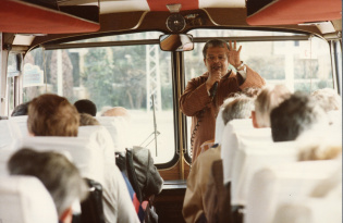 Personer på busstur
